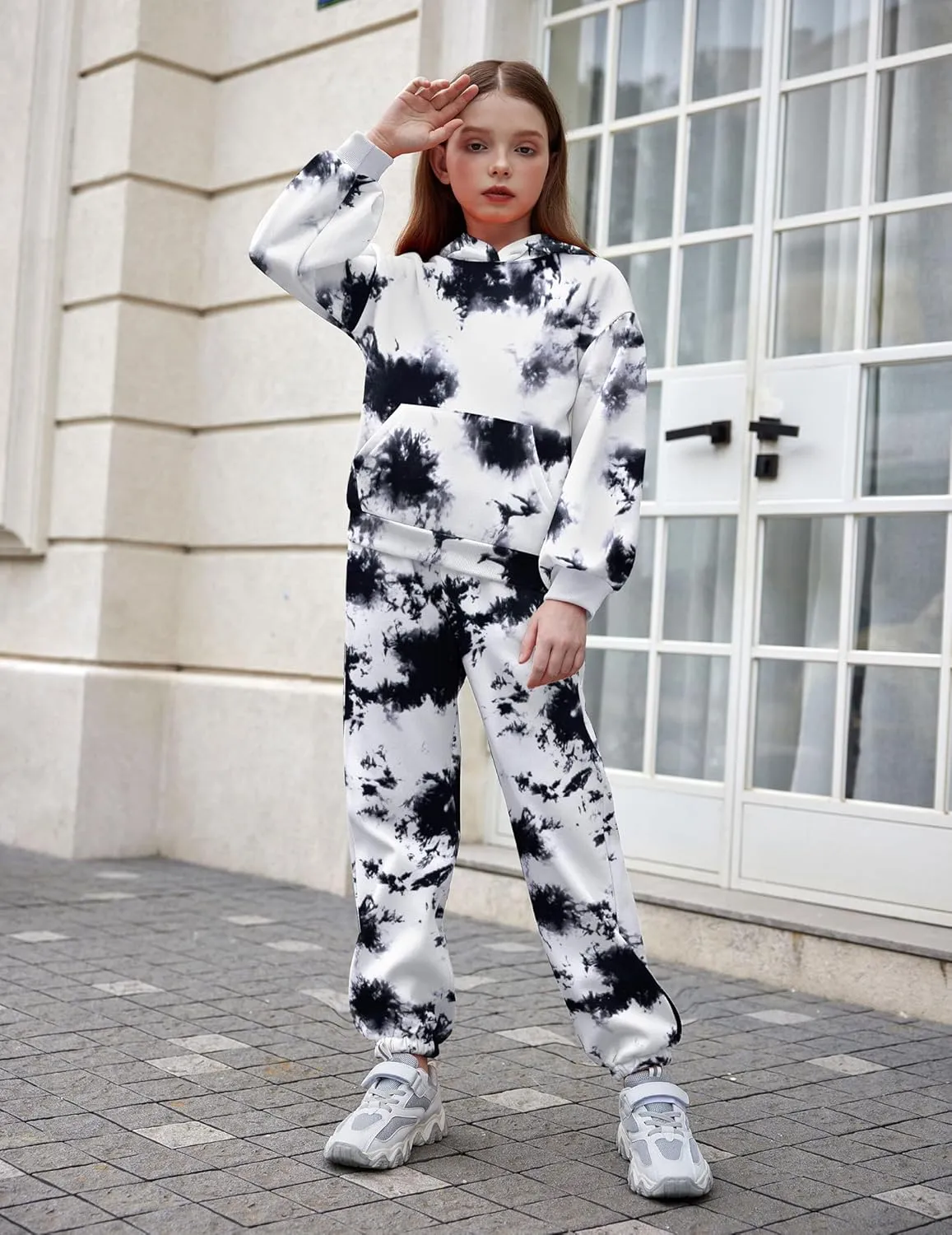 Arshiner Girls 2 Piece Hoodie Sets Oversized Sweatshirt and Baggy