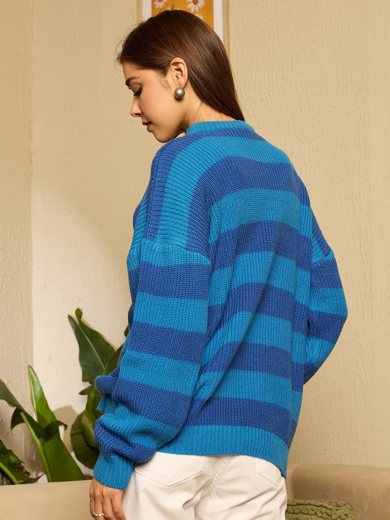 Berrylush Women Blue Striped Round Neck Full Sleeve Regular Knitted Pullover