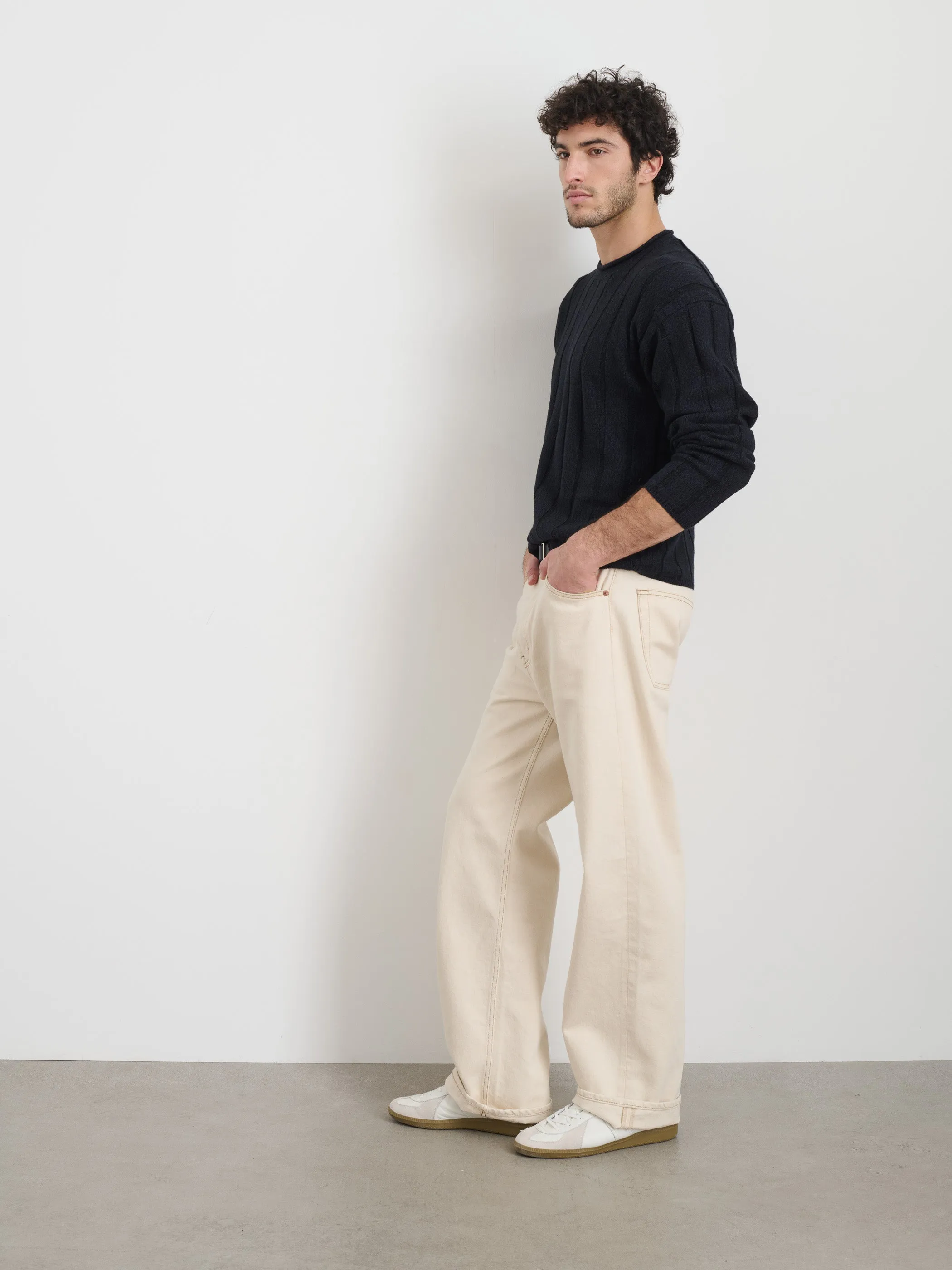 James Rollneck in Cotton Linen