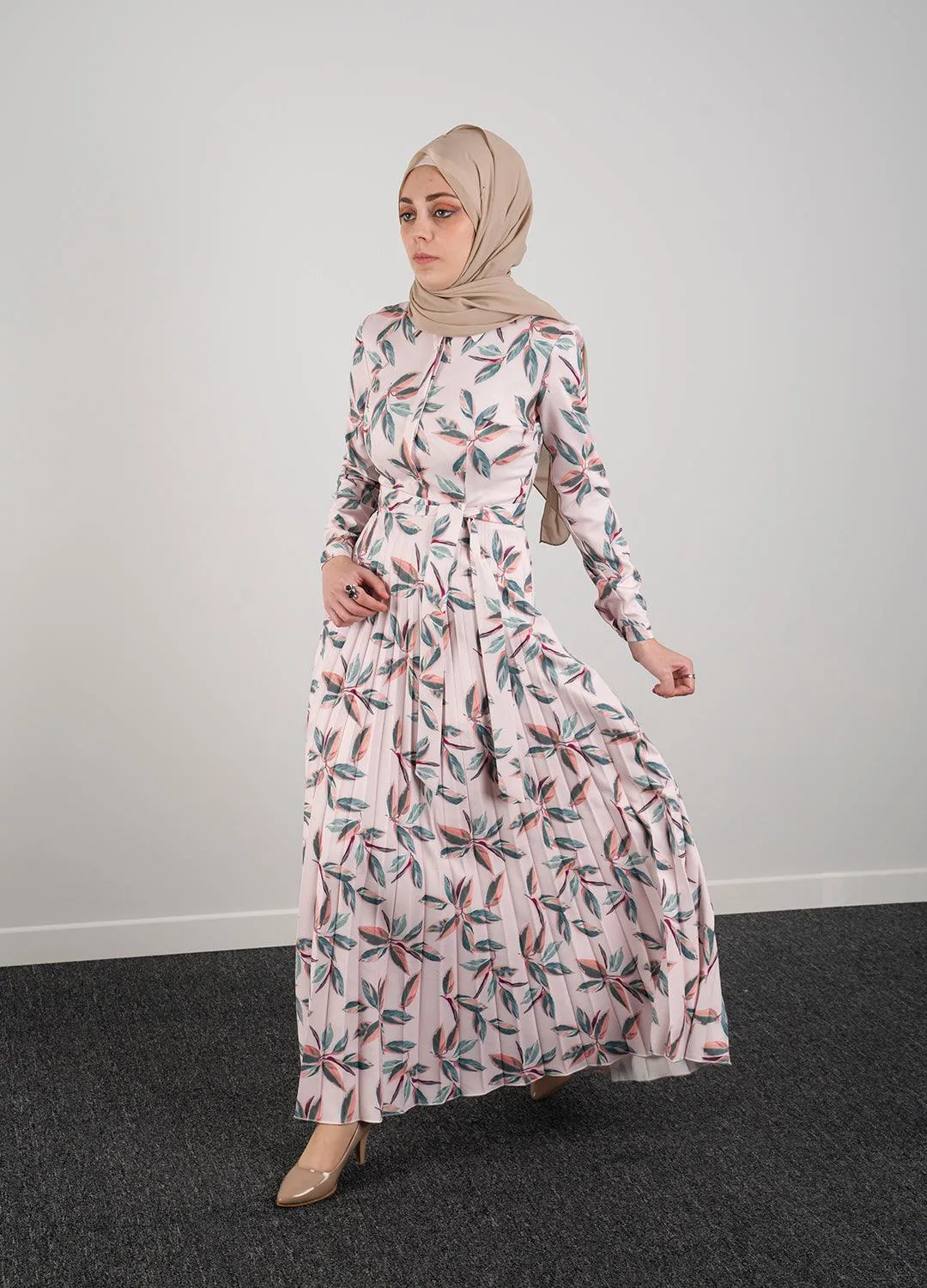 Multi-leaf dress